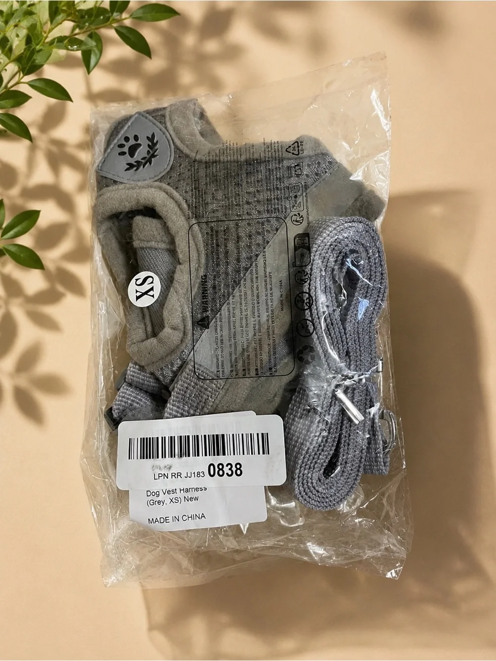 Sz XS PET ARTIST Escape Proof Harness for Dogs/Cats Gray Adjustable Straps Leash